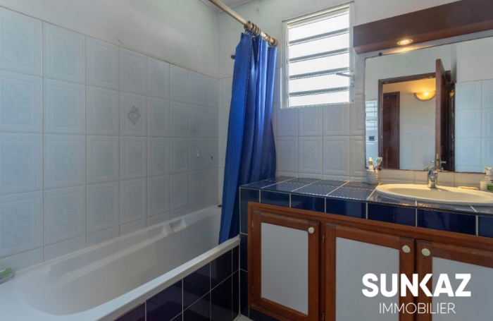 Location Maison 90m&sup2; 4 pi&egrave;ces Ravine des Cabris