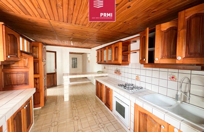 Vente Maison 70.8m&sup2; 3 pi&egrave;ces Saint-Leu