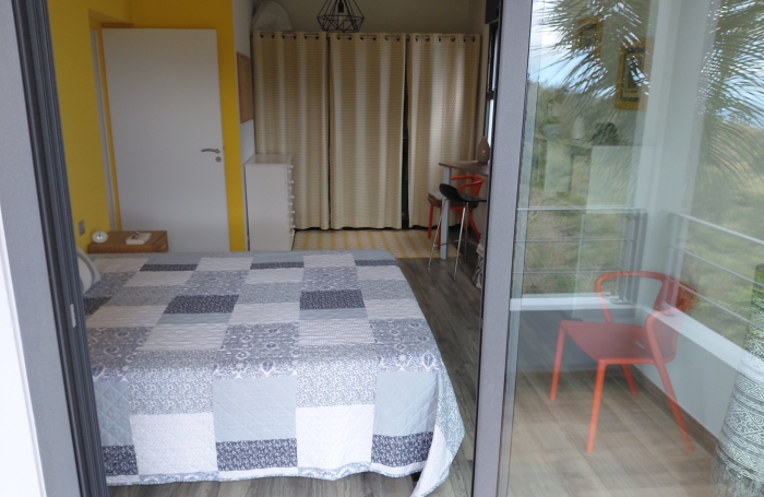 LA POSSESSION, MAGNIFIQUE VILLA  T5 BORD DE RAVINE