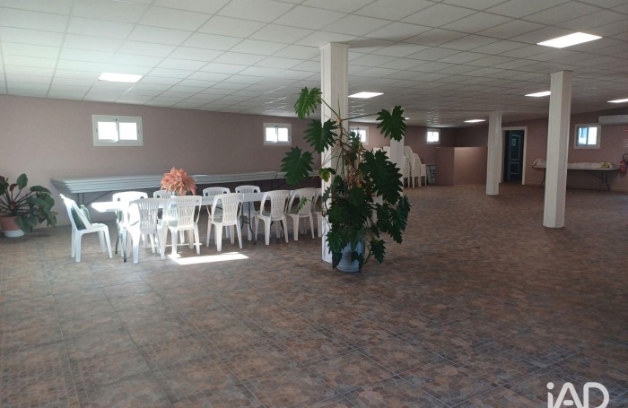 Location Local commercial 200m&sup2; Rivi&egrave;re Saint Louis