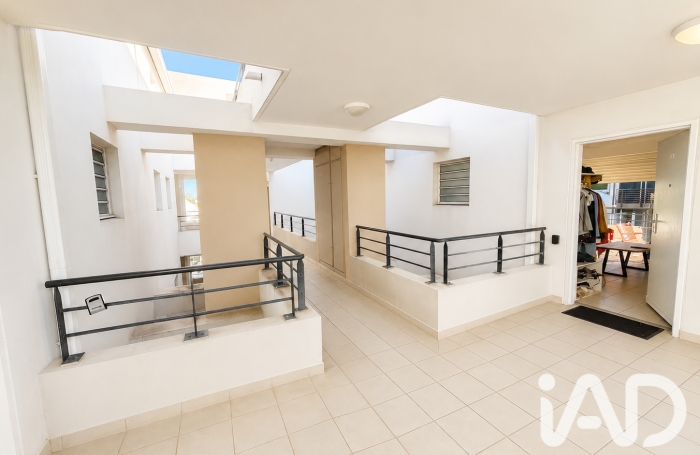 Vente Appartement 55m&sup2; 2 pièces Saint-Pierre