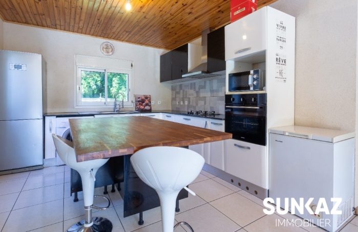Location Maison 125.00m&sup2; 4 pièces Ravine des Cabris