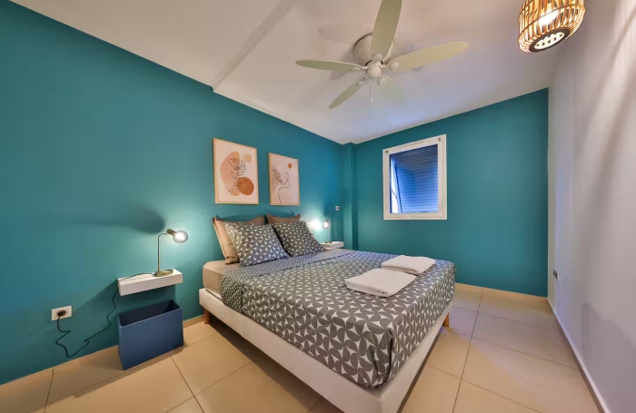 Vente Maison 69.78m&sup2; 3 pi&egrave;ces Saint Gilles les Bains