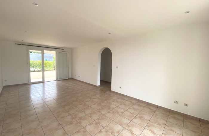 A LOUER VILLA F4 &Agrave; BOIS D'OLIVES