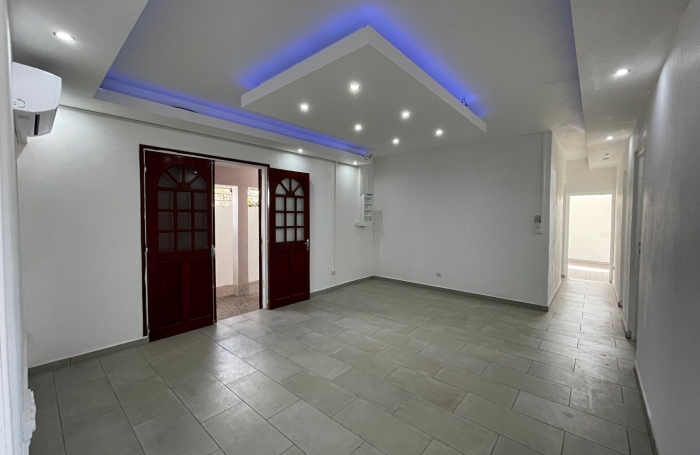 Location Maison 110.75m&sup2; 6 pi&egrave;ces Saint Denis