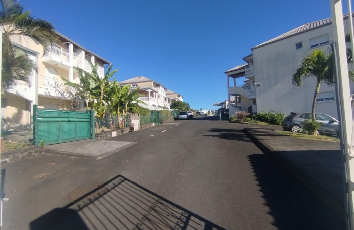 Location Appartement 93m&sup2; 4 pièces Sainte Clotilde