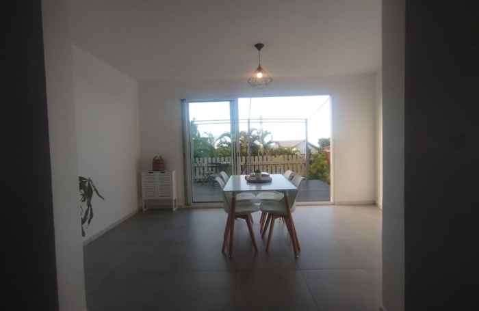 Location Appartement 93m&sup2; 4 pièces Sainte Clotilde