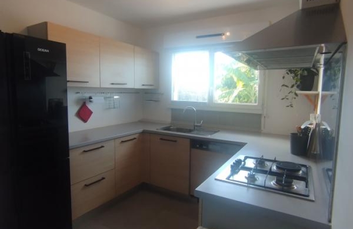 Location Appartement 93m&sup2; 4 pièces Sainte Clotilde