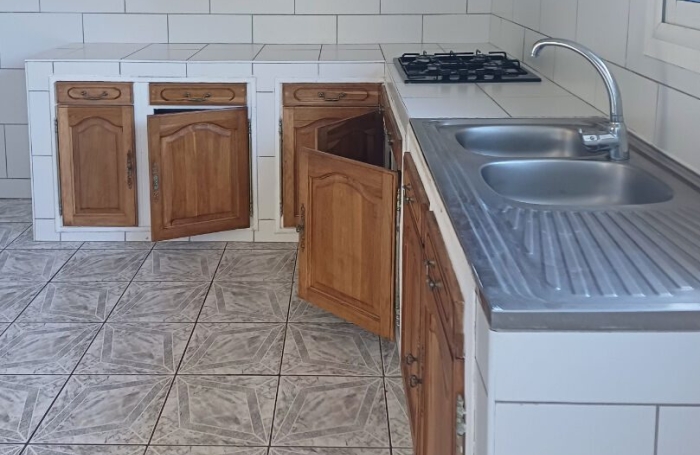 Location Maison 100.00m&sup2; 4 pièces Ravine des Cabris