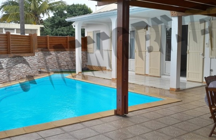 Location Maison 76m&sup2; 4 pi&egrave;ces Ravine des Cabris
