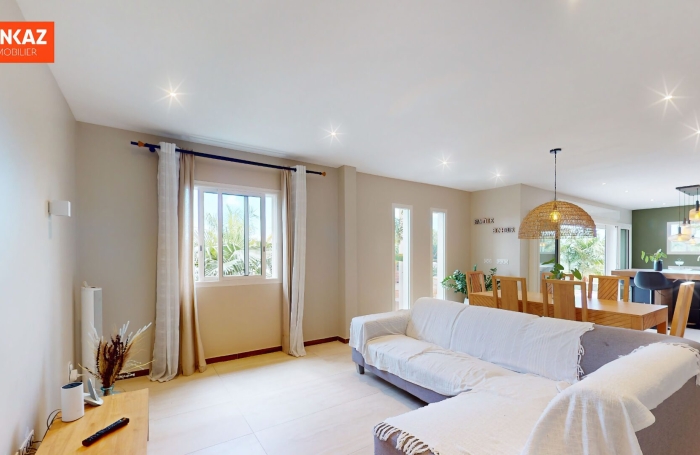 Vente Maison 178.31m&sup2; 6 pièces L'Entre Deux