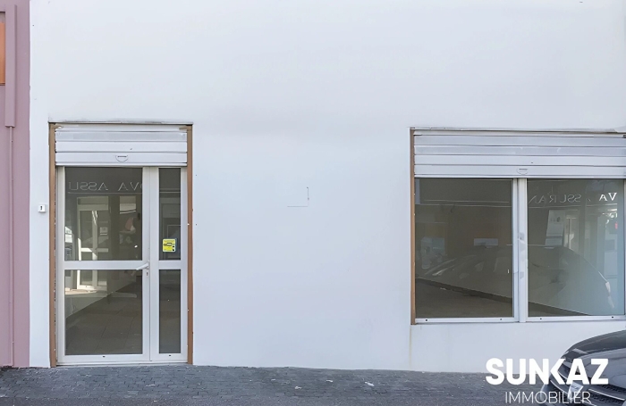 Location Local commercial 70.00m&sup2; 2 pièces Saint-Pierre