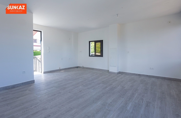 Location Local commercial 35.00m&sup2; Saint-Pierre
