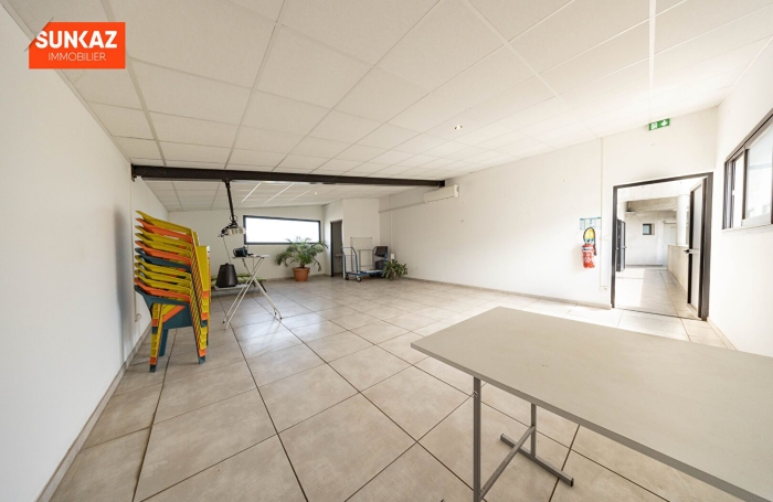 Location Local commercial 50.00m&sup2; Saint-Pierre