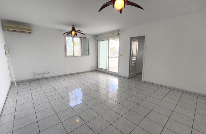 Location Appartement 97400