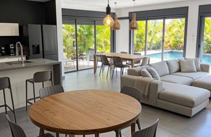 Vente Maison 143m&sup2; 5 pièces Trois Bassins