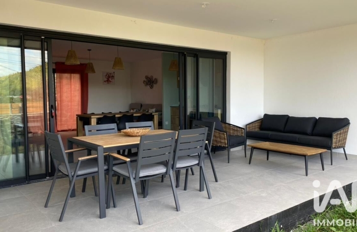Vente Maison 140m&sup2; 6 pièces L'Entre Deux