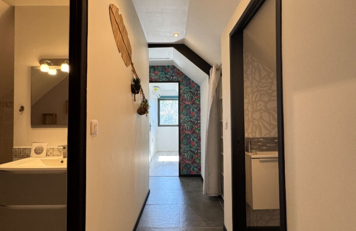 Vente Maison 224.92m&sup2; 7 pi&egrave;ces La Montagne