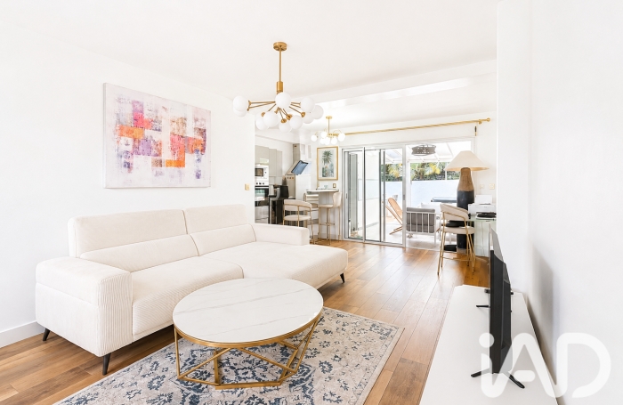 Vente Maison 85m&sup2; 3 pièces Saint Gilles Les Hauts