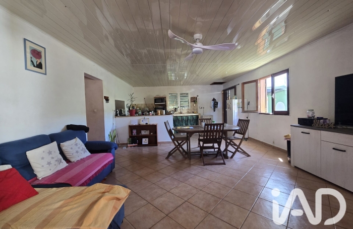 Vente Maison 93m&sup2; 5 pièces Sainte Suzanne