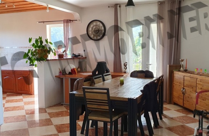 Vente Maison 150m&sup2; 5 pi&egrave;ces Rivi&egrave;re Saint Louis