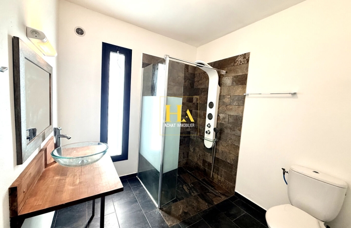 Vente Maison 80m&sup2; 3 pi&egrave;ces Petite &icirc;le