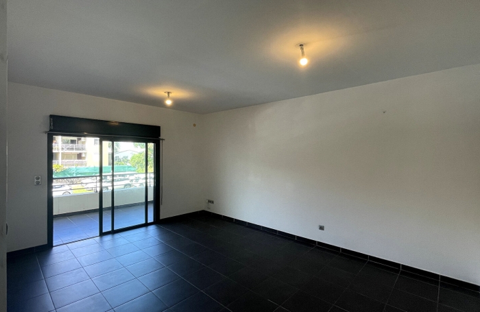 Location Appartement 61.11m&sup2; 3 pi&egrave;ces Saint-Pierre