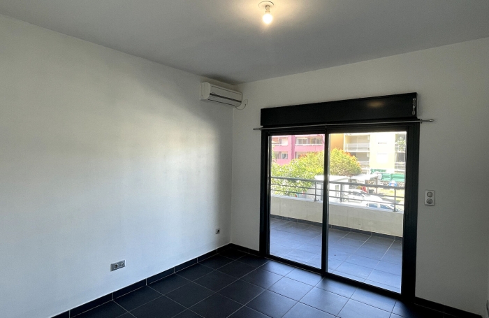 Location Appartement 61.11m&sup2; 3 pi&egrave;ces Saint-Pierre