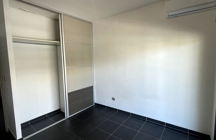 Location Appartement 61.11m&sup2; 3 pi&egrave;ces Saint-Pierre