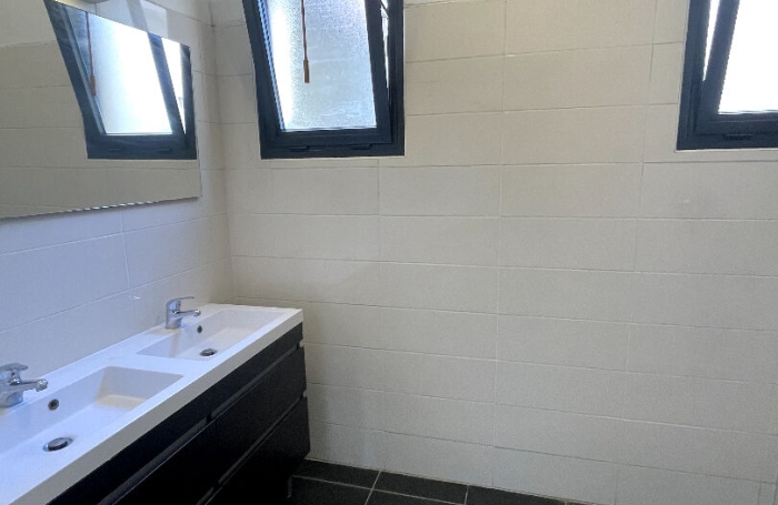 Location Appartement 61.11m&sup2; 3 pi&egrave;ces Saint-Pierre