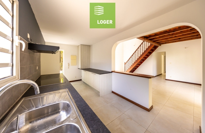Location Maison 101m&sup2; 5 pi&egrave;ces Le Tampon