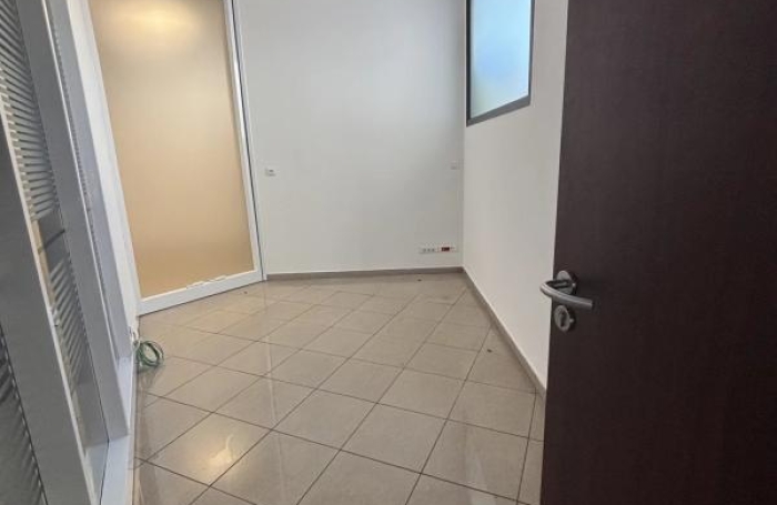 Location Bureaux 107m&sup2; 6 pièces Saint Denis