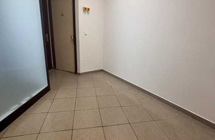 Location Bureaux 107m&sup2; 6 pièces Saint Denis