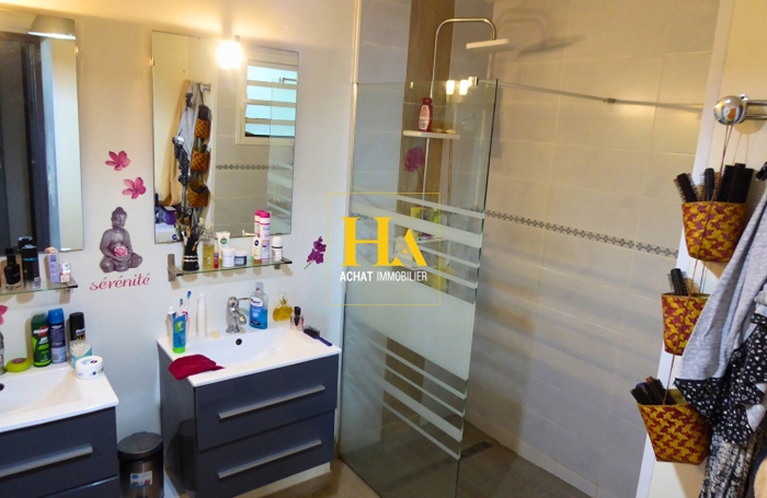 Vente Maison 140m&sup2; 7 pi&egrave;ces La Chaloupe Saint Leu