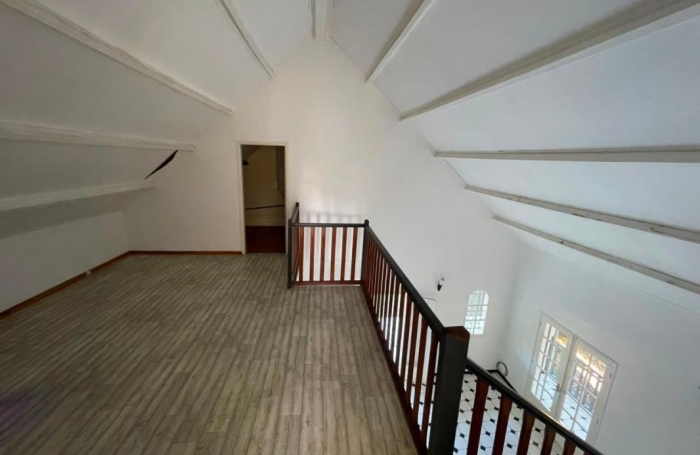 Location Maison 160m&sup2; 5 pièces Sainte Clotilde