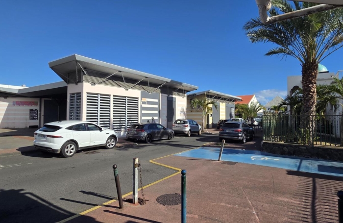 Location Local commercial 40m&sup2; 2 pièces Saint Louis