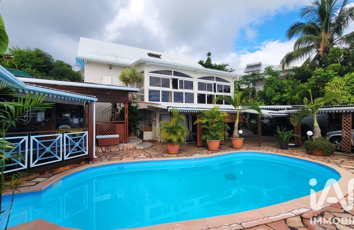 Vente Maison 140m&sup2; 6 pièces Les Avirons