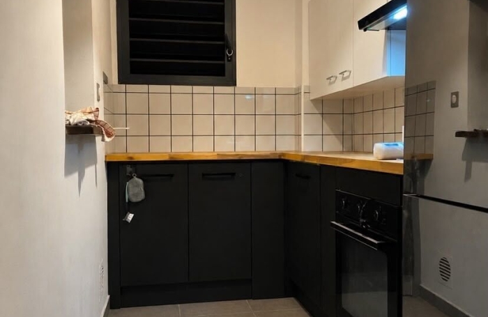 Location Appartement 38m&sup2; 2 pièces Sainte Suzanne