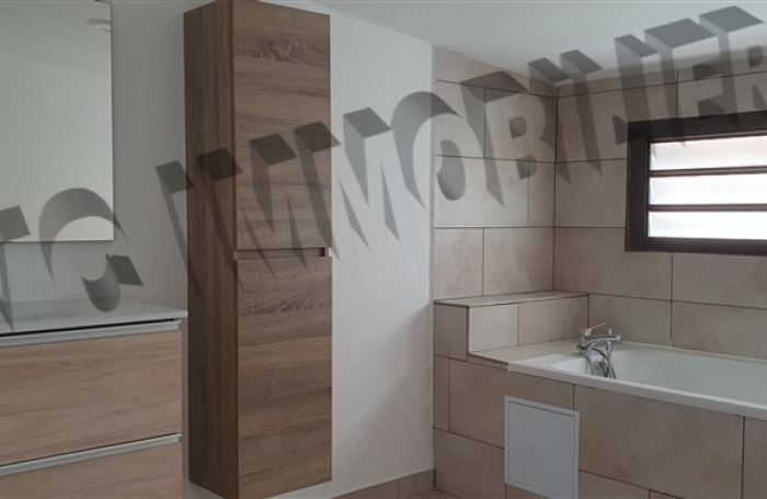 Location Maison 109m&sup2; 4 pi&egrave;ces Etang-Sale