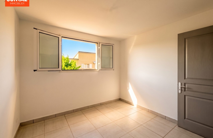 Vente Maison 84.57m&sup2; 4 pièces Saint Louis