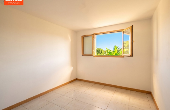 Vente Maison 84.57m&sup2; 4 pièces Saint Louis