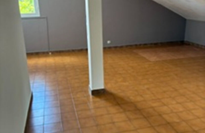 Location Maison 160m&sup2; 5 pi&egrave;ces Sainte Clotilde