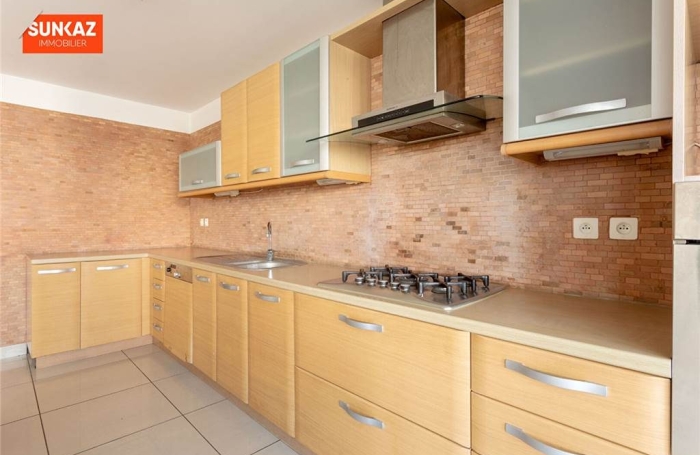 Location Appartement 80.00m&sup2; 3 pièces Saint-Pierre