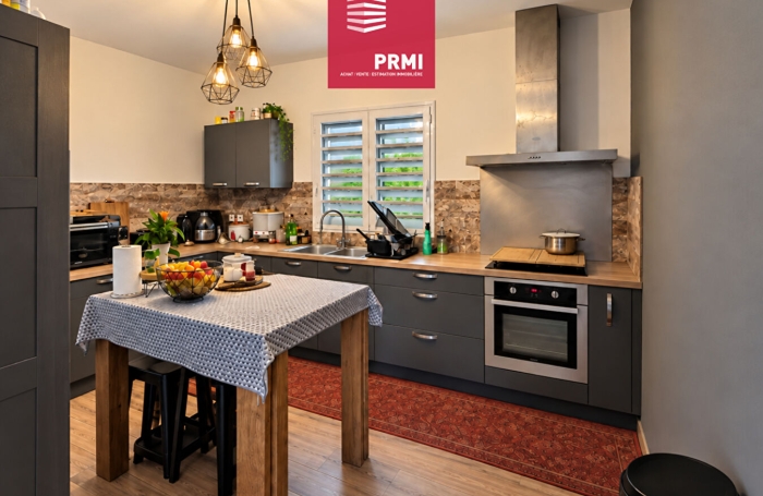 Vente Maison 117m&sup2; 4 pi&egrave;ces Sainte Suzanne