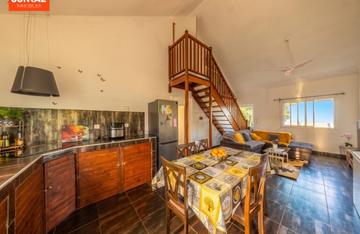 Location Maison 80.00m&sup2; 4 pièces Ravine des Cabris