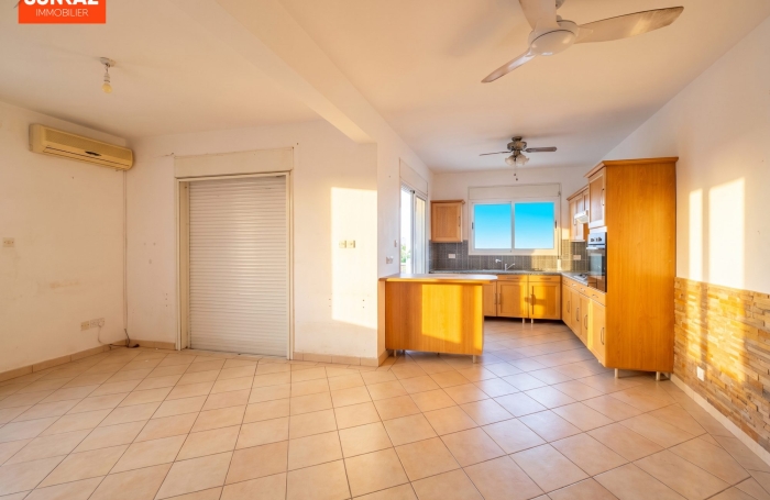 Vente Maison 187.00m&sup2; 8 pièces Saint-Leu