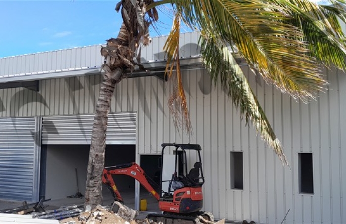 Location Local commercial 165m&sup2; Etang-Sale