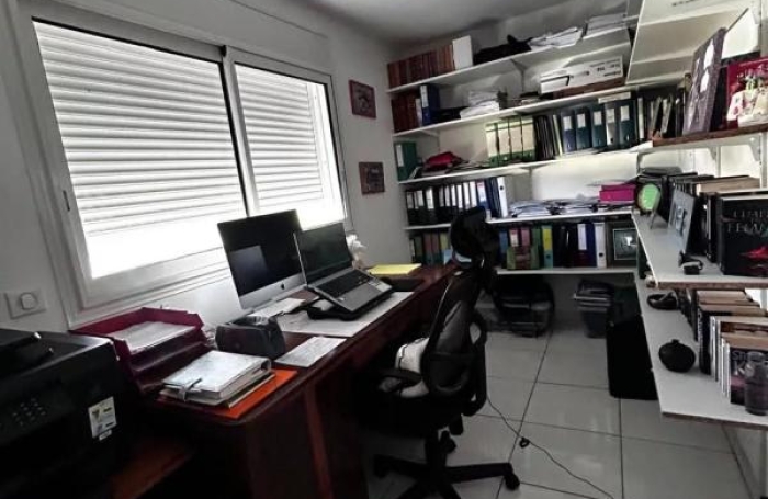 Location Maison 200m&sup2; 6 pièces Sainte Suzanne