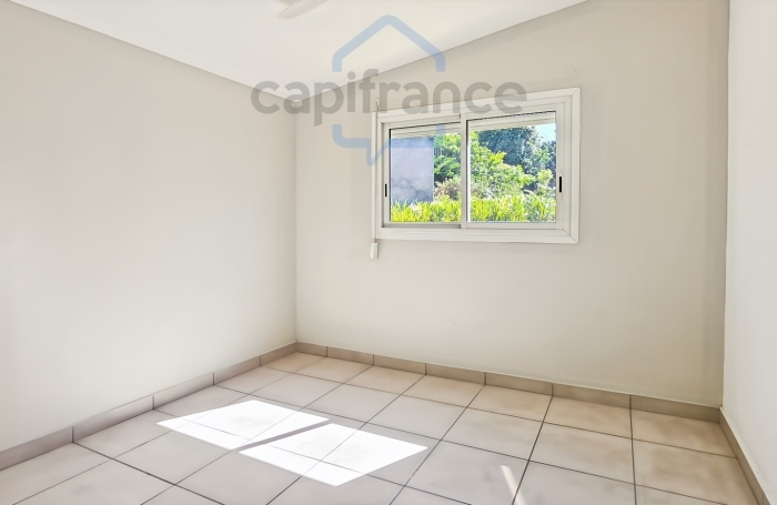 Vente Maison 108m&sup2; 6 pièces Sainte Rose
