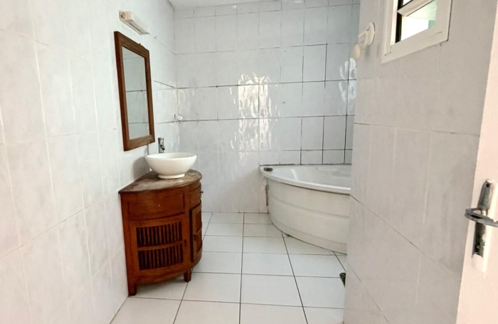 Vente Maison 113m&sup2; 5 pièces Etang-Sale